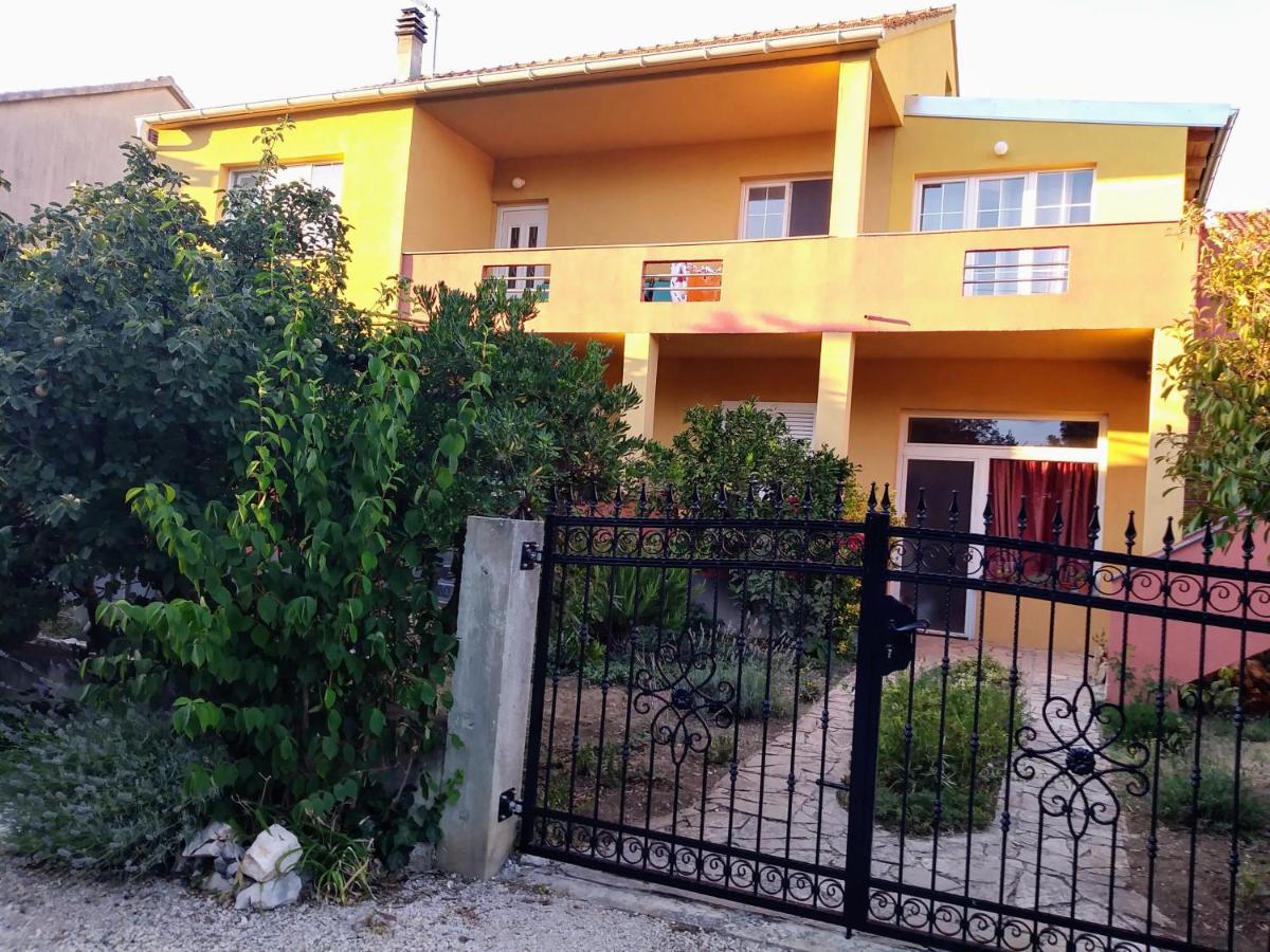 Apartments Mira Biograd na Moru Kültér fotó