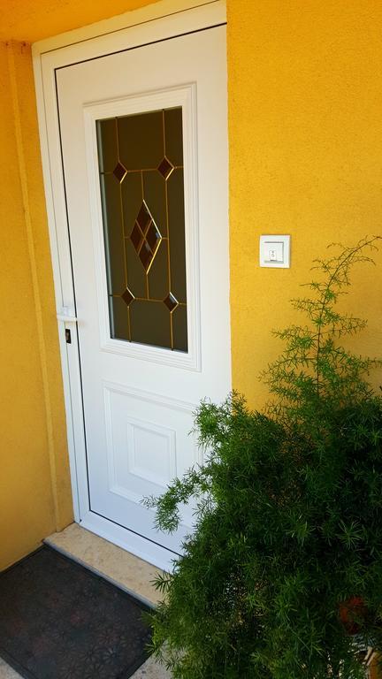 Apartments Mira Biograd na Moru Kültér fotó