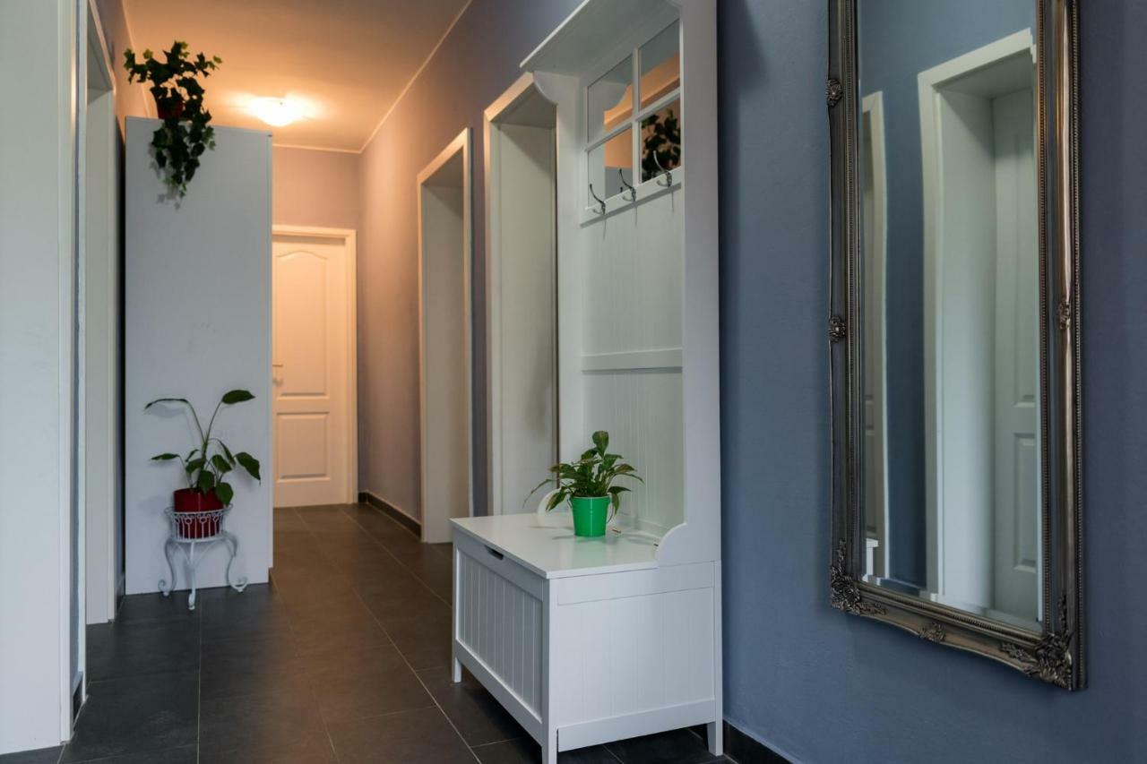 Apartments Mira Biograd na Moru Kültér fotó