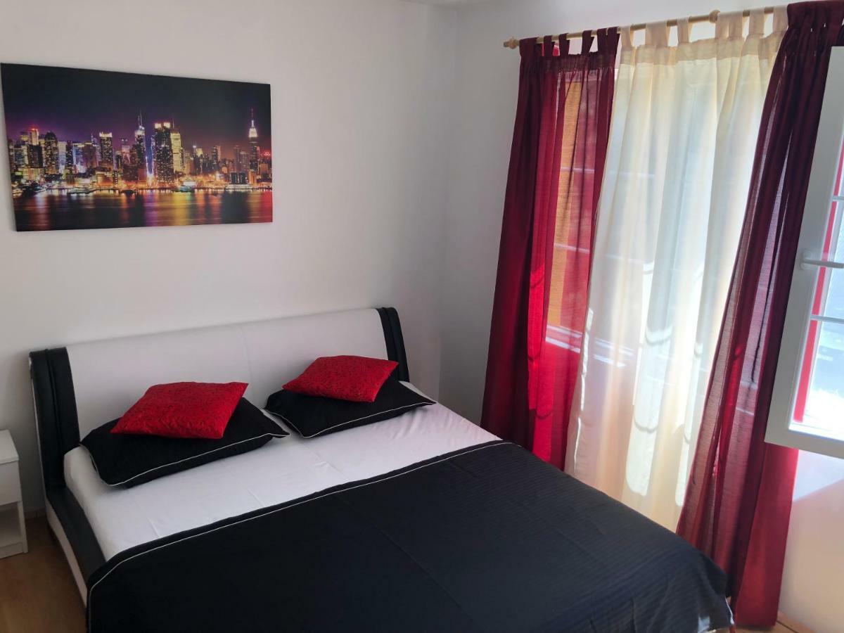 Apartments Mira Biograd na Moru Kültér fotó